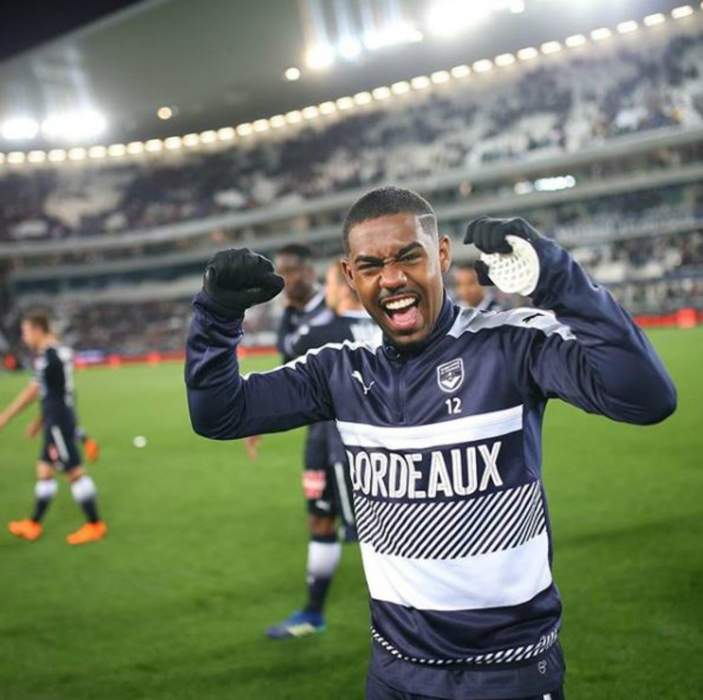 Guerra entre el Barça i la Roma per Malcom