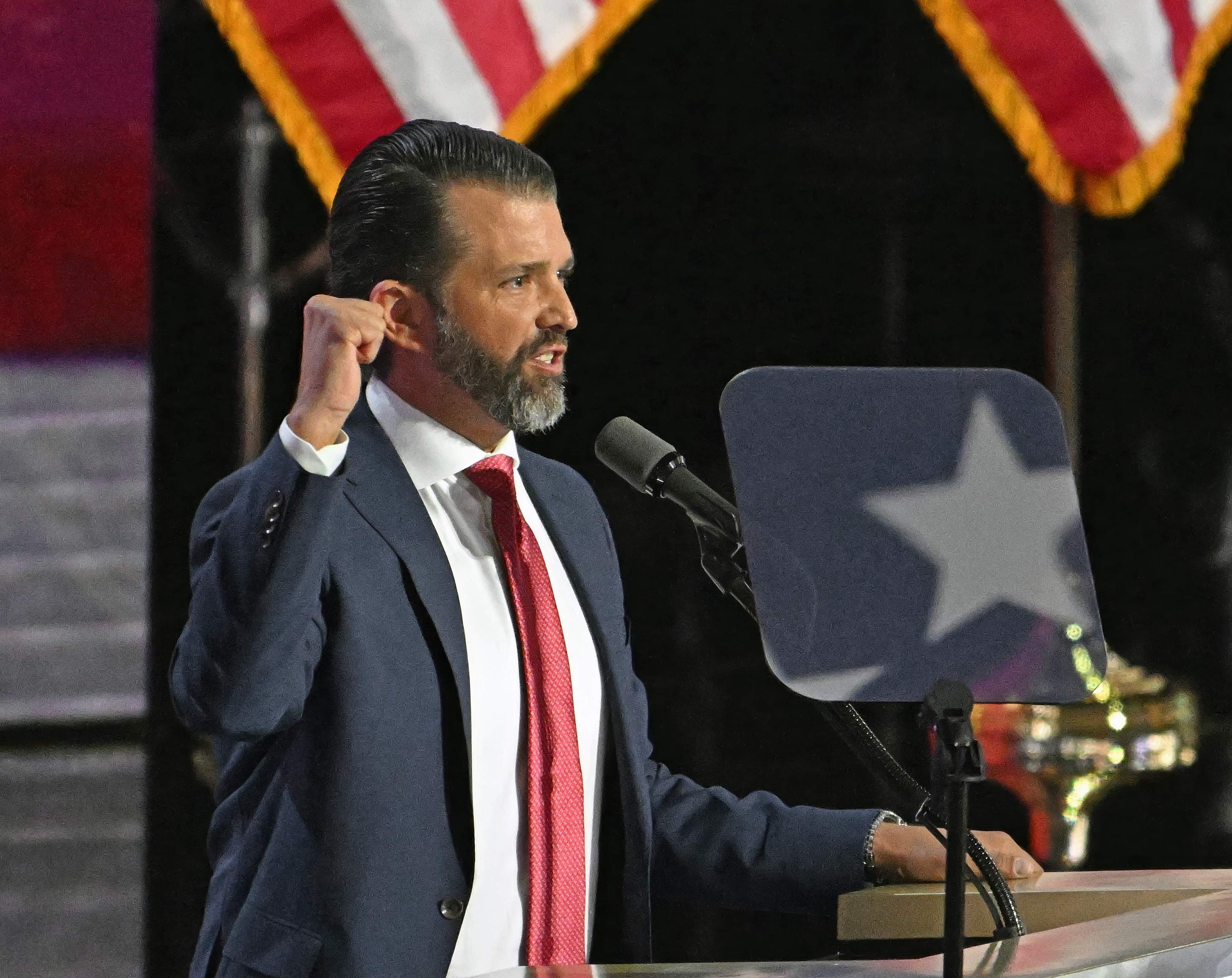 Indignación en Italia por un video de Donald Trump Jr cazando en la laguna de Venecia