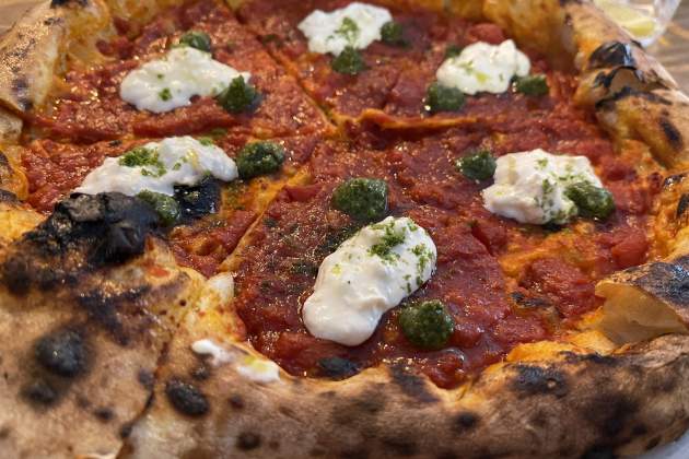 La pizza d'Itàlia d'Al Grano Bistró / Foto: Jordi Tubella La pizza d'Itàlia d'Al Grano Bistró / Foto: Jordi Tubella