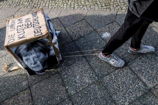 protestas afd merkel efe