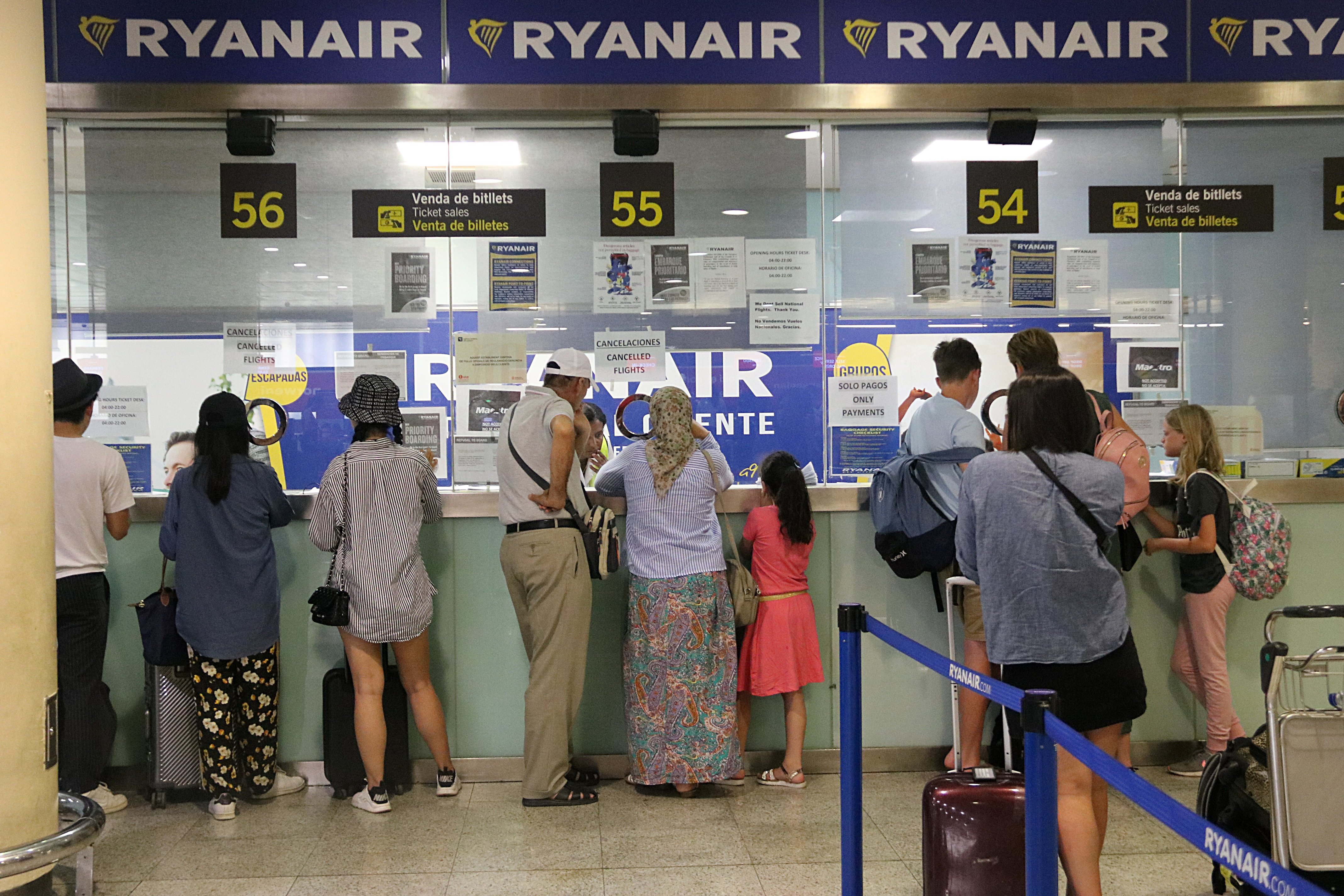 Ryanair podria suprimir 300 llocs de feina i reduir un 20% la seva flota