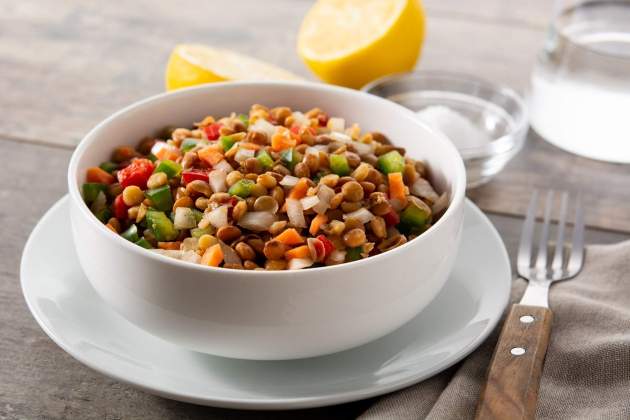 Llenties guisat aliments / Foto: Freepik Llenties guisat aliments / Foto: Freepik