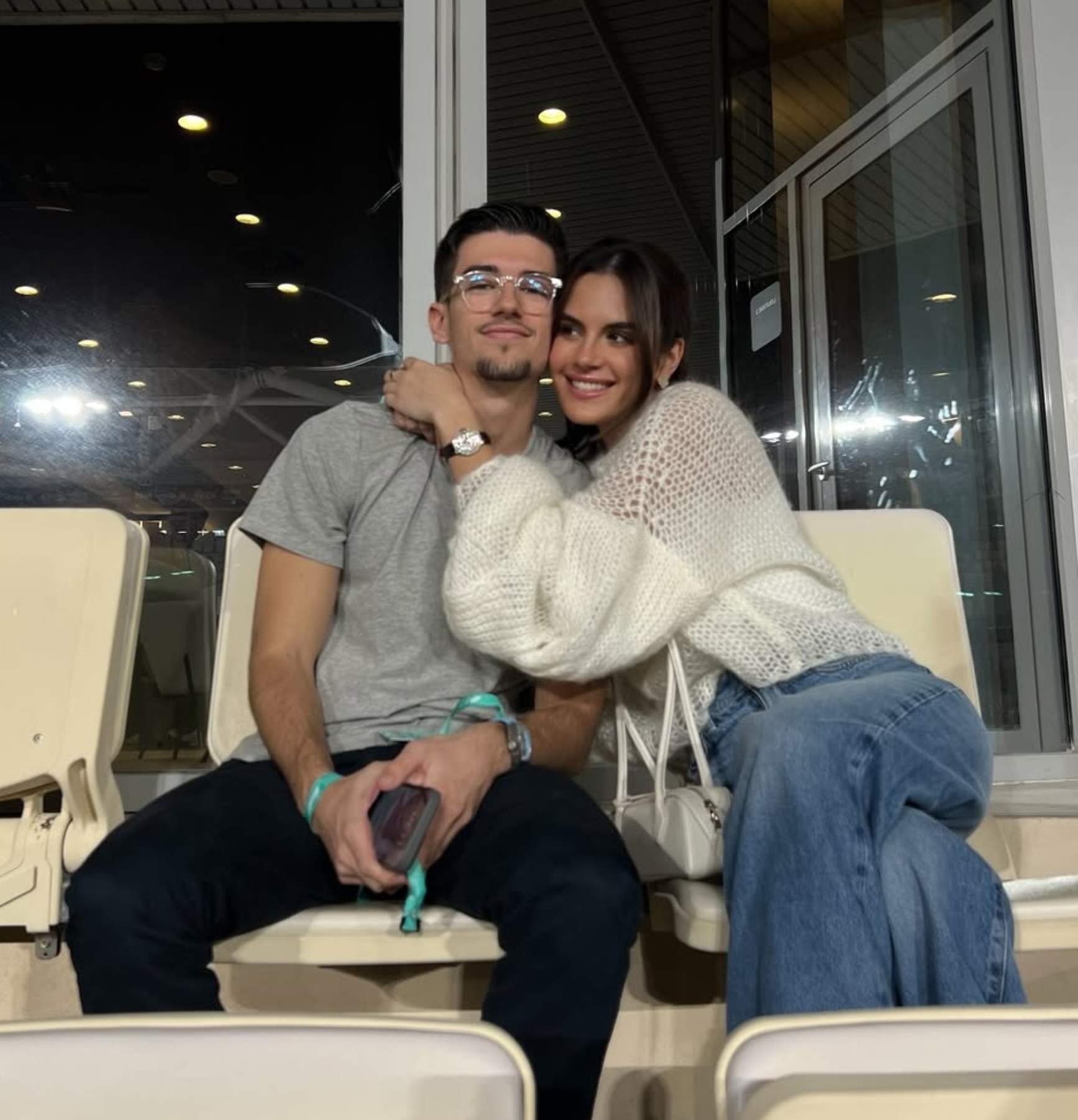 María y Màrius Guardiola, juntos en el Santiago Bernabéu: foto de hermanos tras la victoria del City