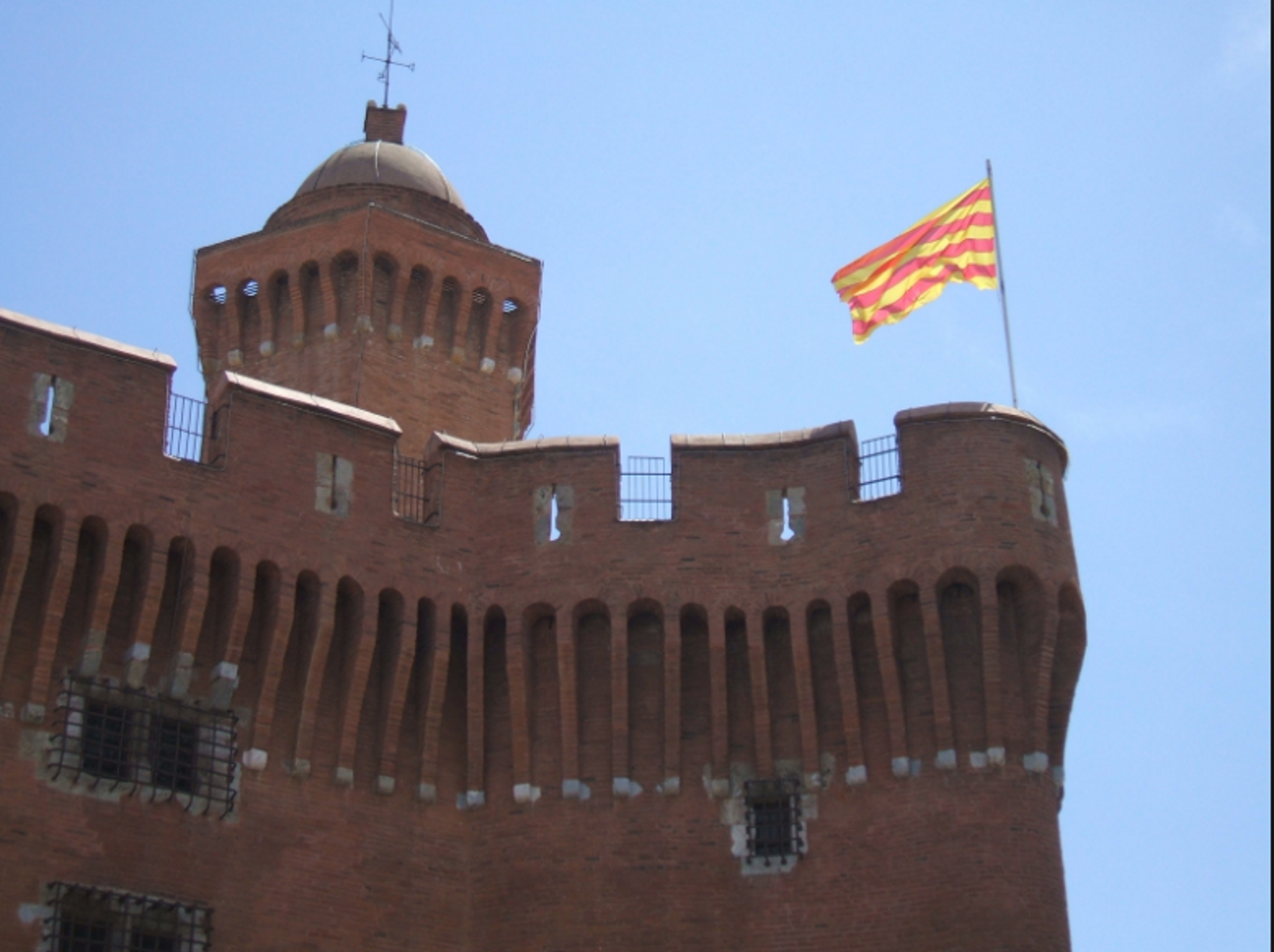 ‘L’indépendant’ de Perpinyà, a diferencia dels diaris espanyols, sí que obre amb la Diada