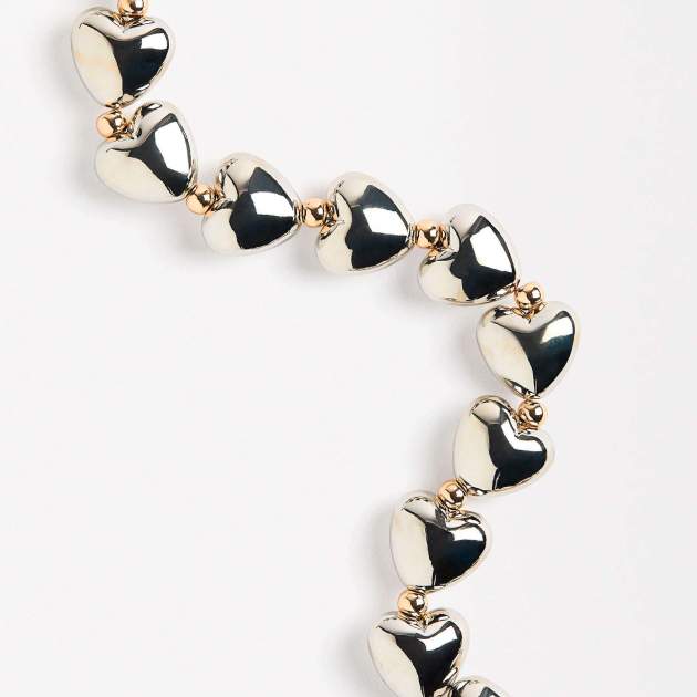 Collar Corto De Corazones Collar Corto De Corazones