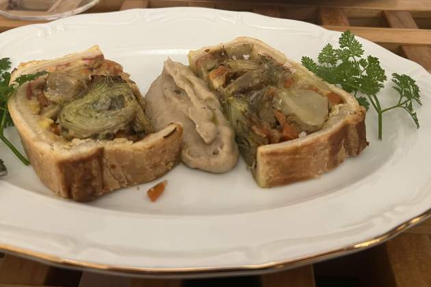 Terrina de alcachofa en el Mesa Lobo / Foto: Rosa Molinero Trias Terrina de alcachofa en el Mesa Lobo / Foto: Rosa Molinero Trias