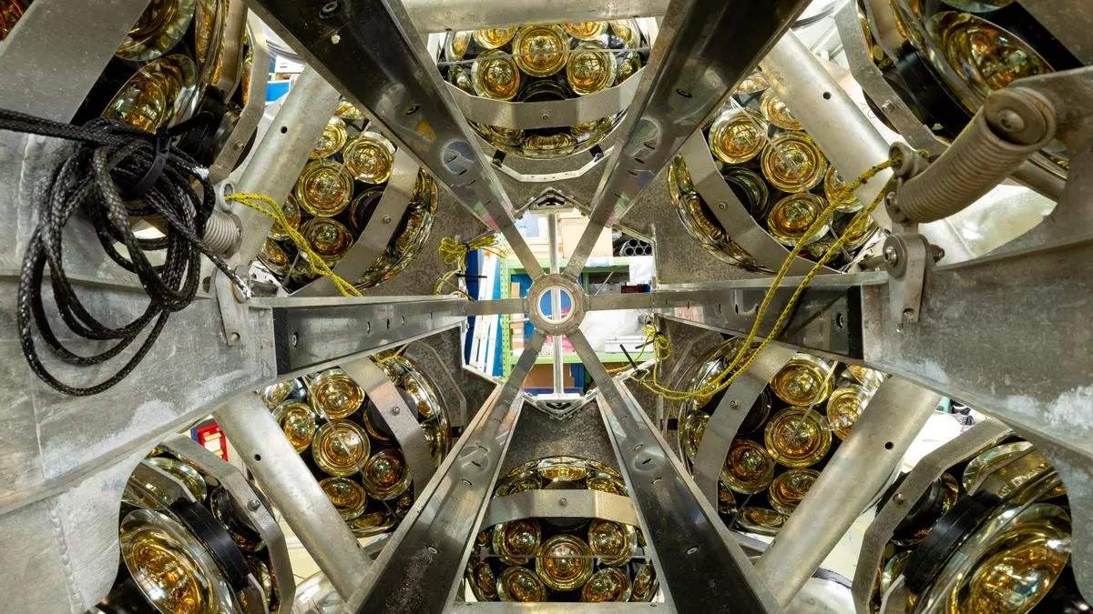 Detectan en el fondo del Mediterráneo el neutrino más energético nunca visto: ¿qué es?
