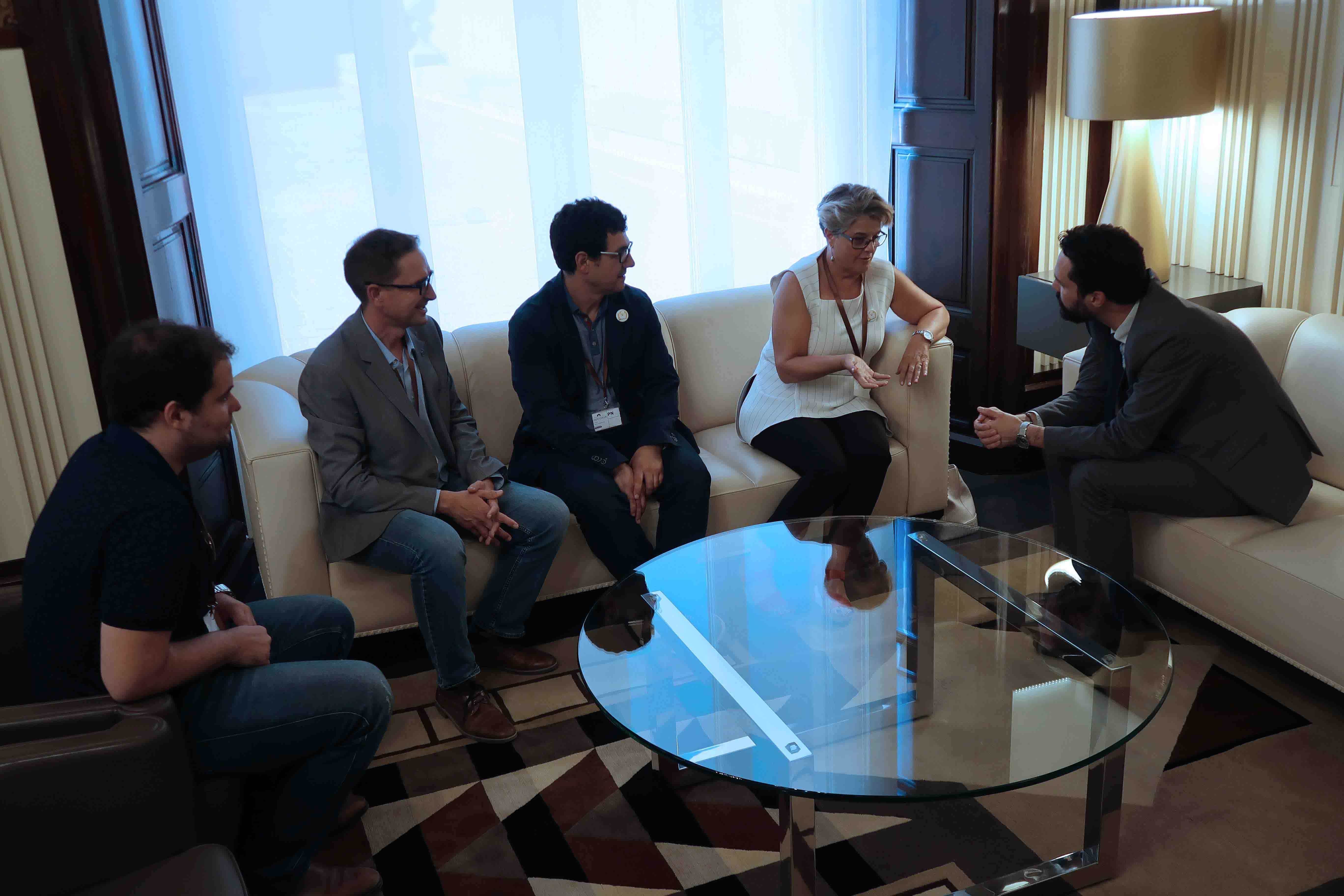 Torrent es compromet a no deixar soles les víctimes de l'1-O