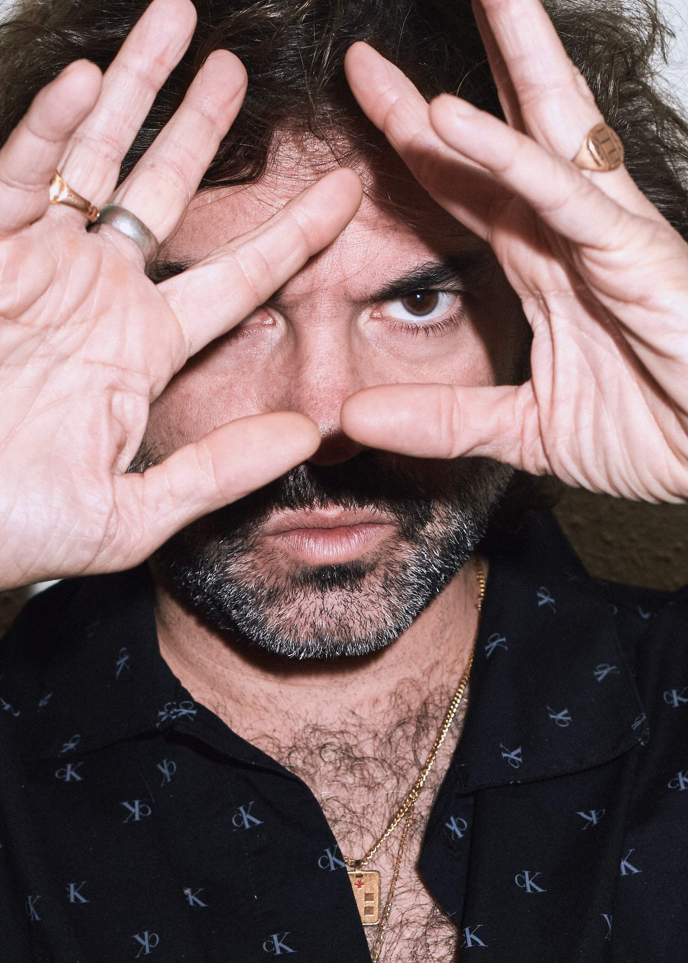 Joe Crepúsculo, el cantautor de discoteca més estimat de la Barcelona que no coneixes