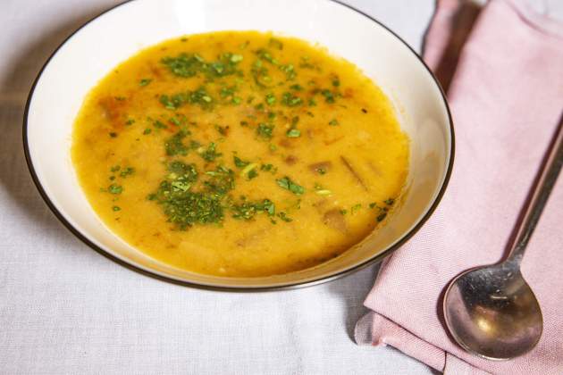 Ada Parellada, plats carxofes, fieduà i ales pollastre / Foto: Carlos Baglietto Ada Parellada, plats carxofes, fieduà i ales pollastre / Foto: Carlos Baglietto
