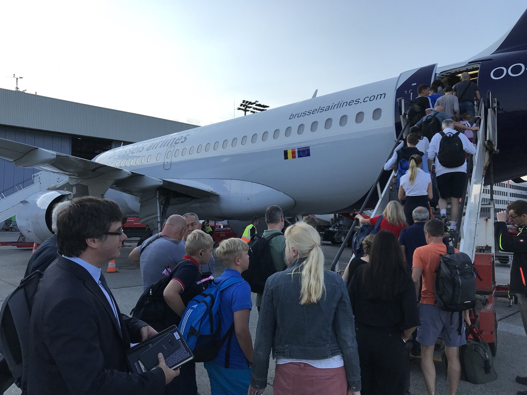 Puigdemont aterriza en Bélgica cuatro meses después de la detención en Alemania