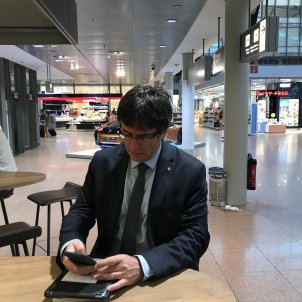 Carles Puigdemont Aeroport Hamburg Carles Puigdemont Aeroport Hamburg