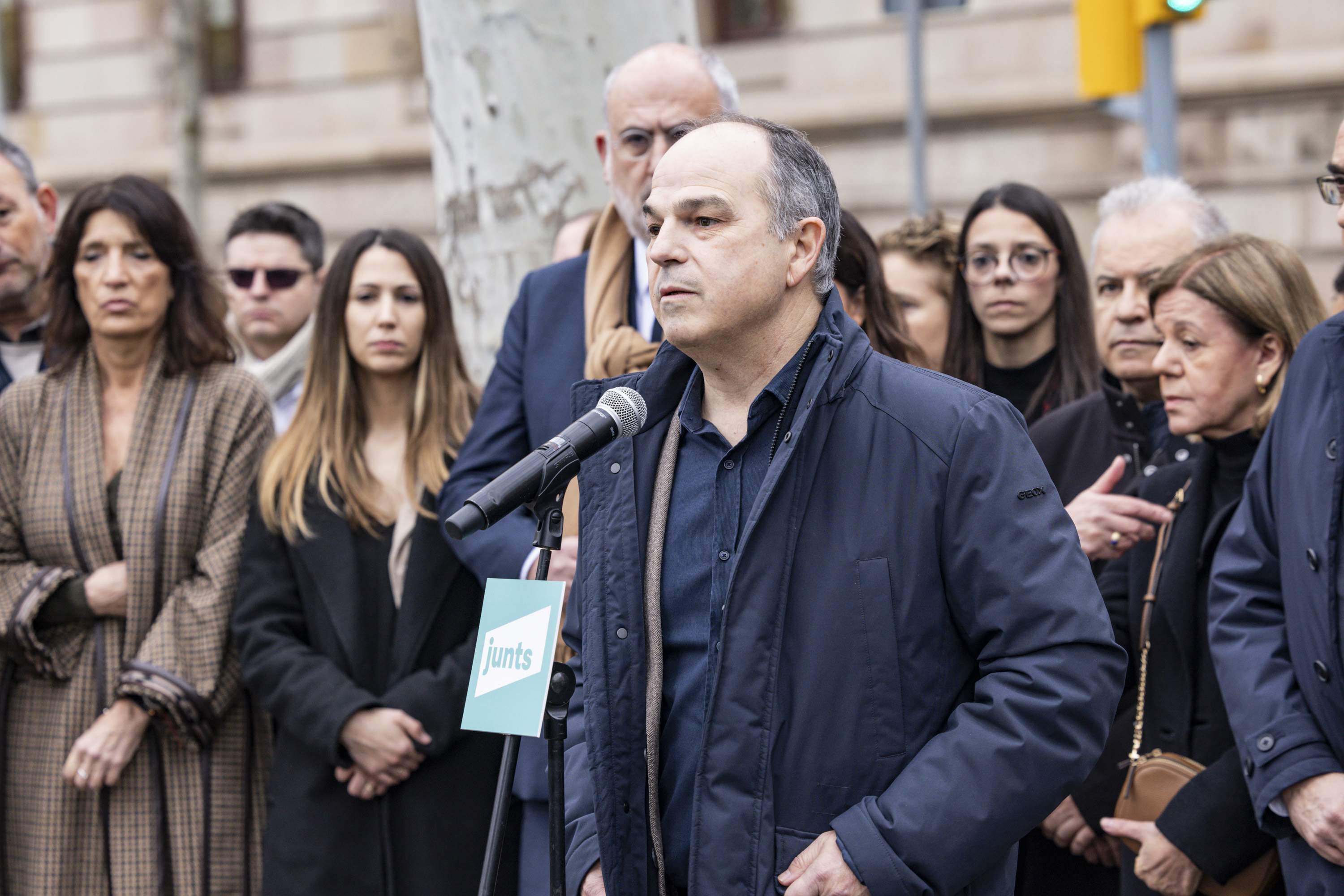 Turull, a Rufián: "Quan roben un mòbil, ara la gent sap que no els surt gratis i no és gràcies a fer tuits"