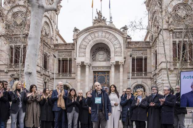 La plana major de Turull abans del judici de Lluís Puig / Foto: Carlos Baglietto La plana major de Turull abans del judici de Lluís Puig / Foto: Carlos Baglietto