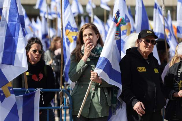 israel efe (3) israel efe (3)