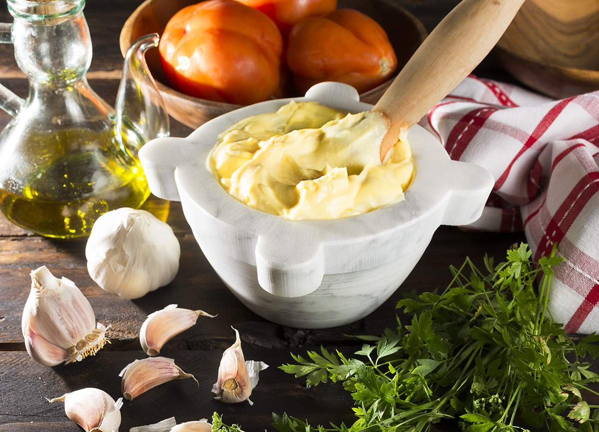 Què és l'almadroc i com es prepara aquest deliciós allioli gairebé desconegut pels catalans