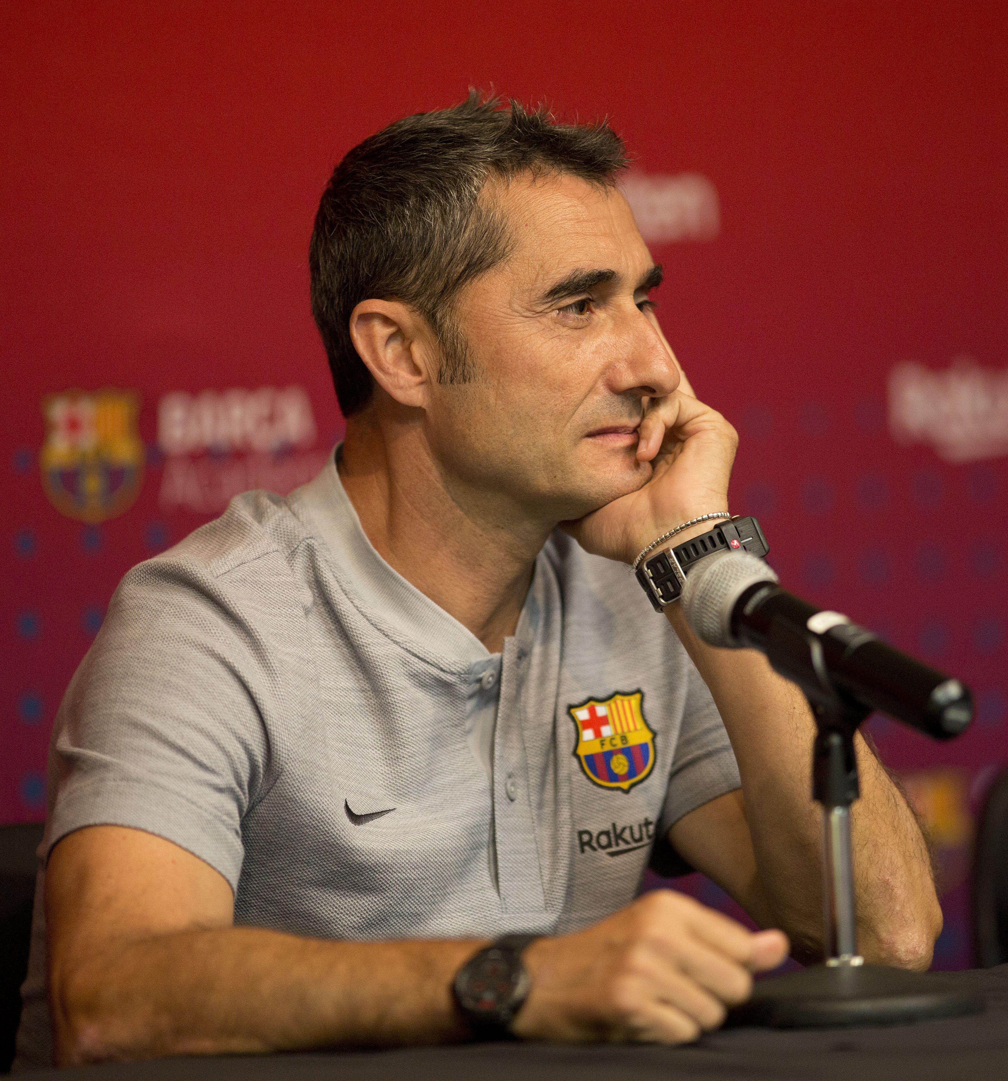 Valverde pide más fichajes