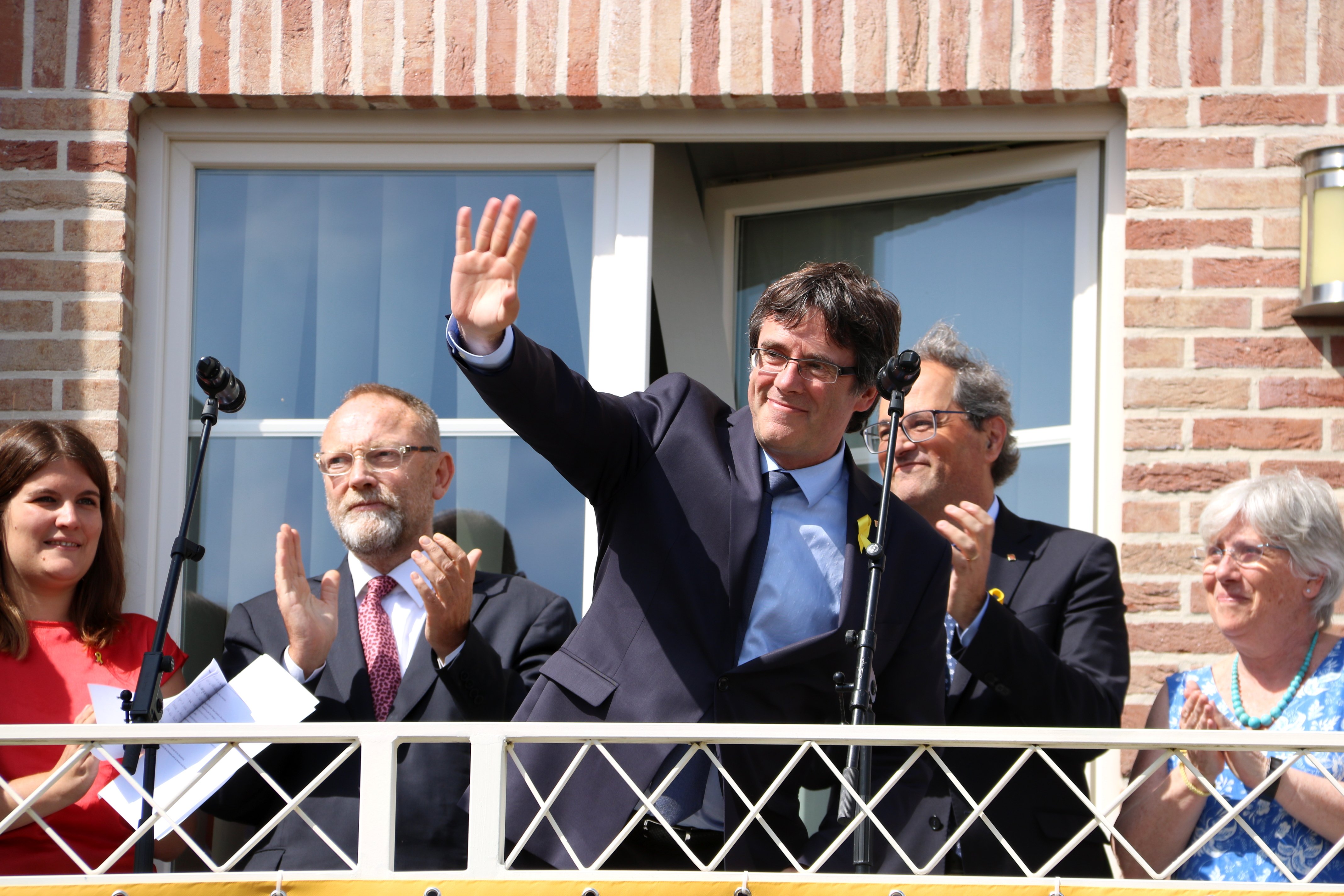 Les greus amenaces a Puigdemont que demostren per què li cal escorta