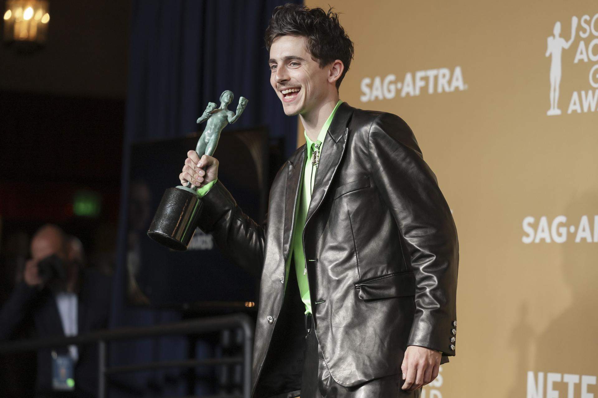 'Cónclave' y Timothée Chalamet triunfan en los SAG Awards 2025, antesala de los Oscars