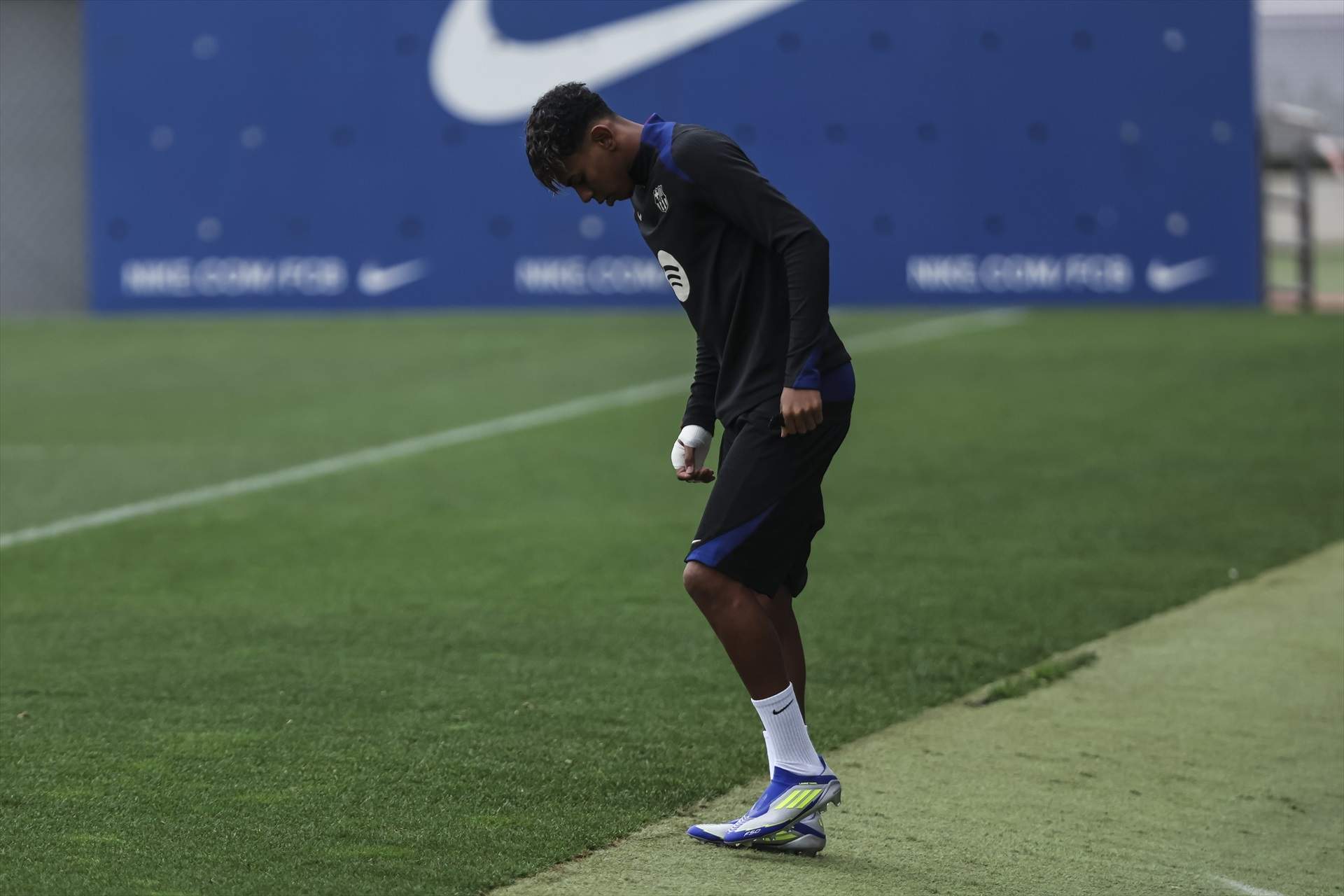 Problema para el Barça: Lamine Yamal no se entrena con el grupo y es duda para el Atlético de Madrid