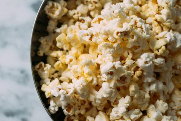 La mantega de les crispetes pot recordar l'ou ferrat / Foto: Unsplash La mantega de les crispetes pot recordar l'ou ferrat / Foto: Unsplash