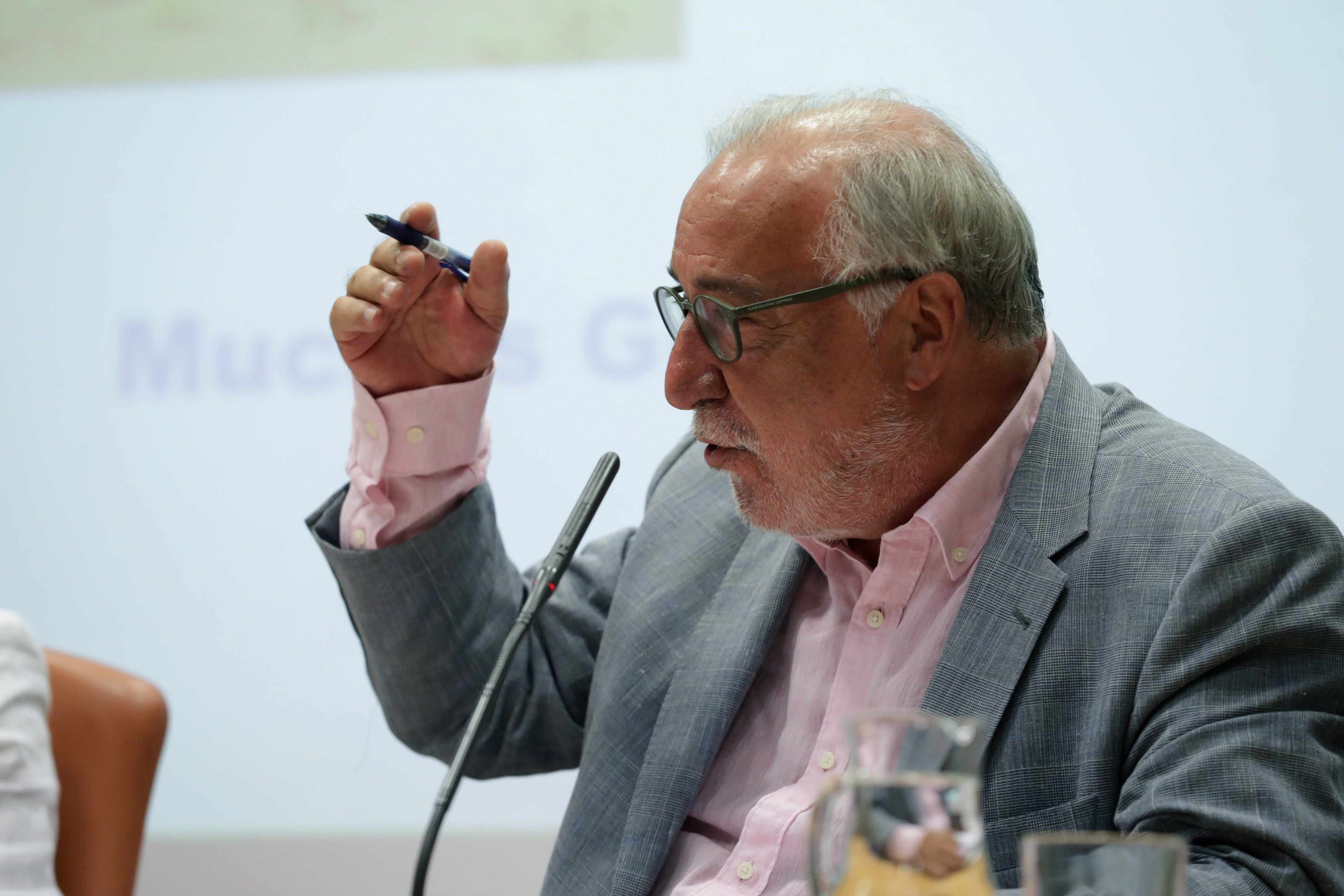 Pere Navarro demana als taxistes que no pressionin els turistes Pere Navarro demana als taxistes que no pressionin els turistes