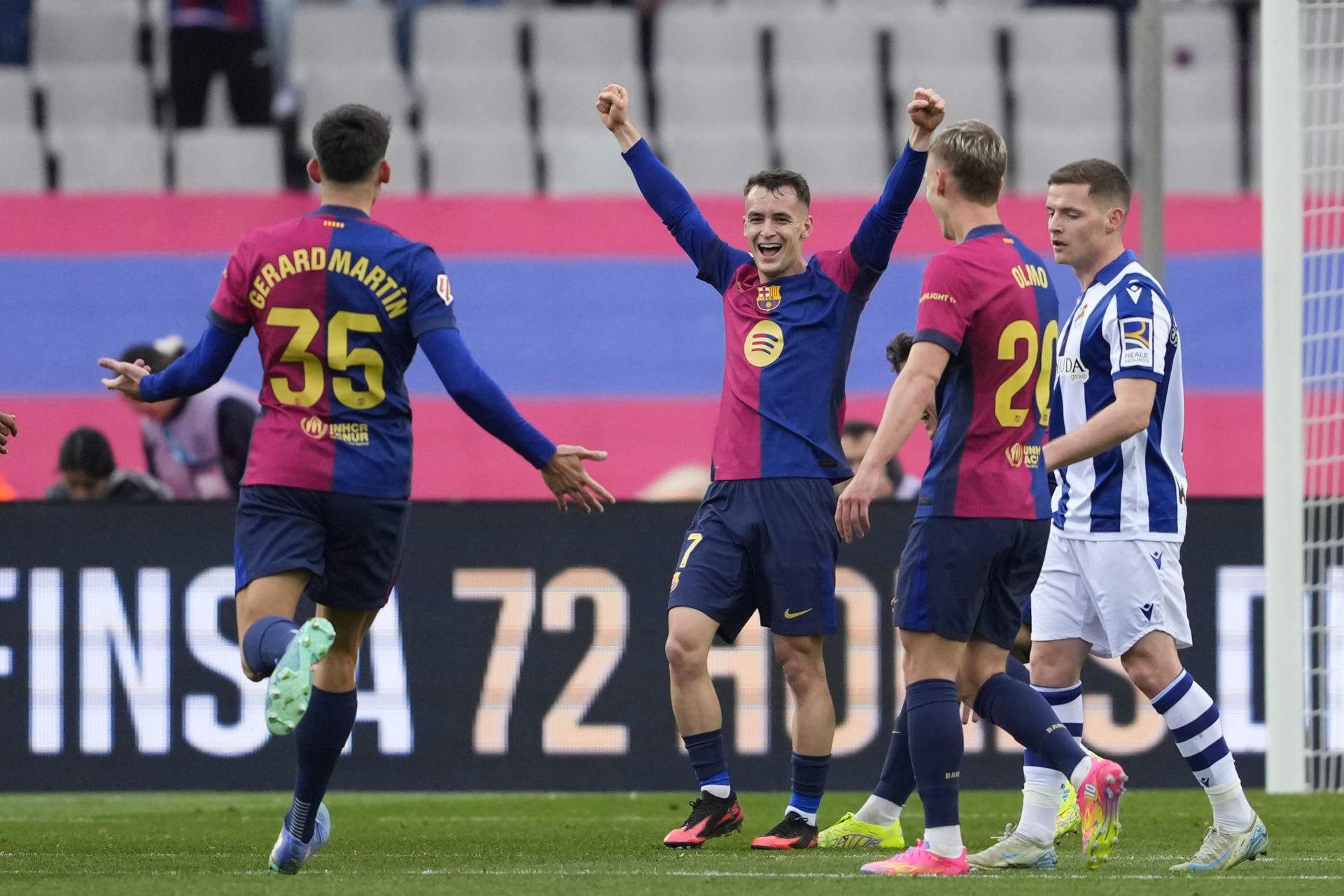 La tarde de los estrenos en Montjuïc: primer gol de Gerard Martín y Marc Casadó con el Barça