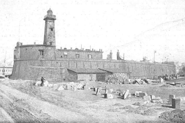 torre rellotge i edifici capitania illustracio catalana torre rellotge i edifici capitania illustracio catalana