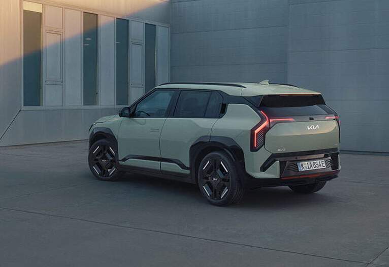 Kia desafía a Tesla con un SUV bonito, eficiente y barato