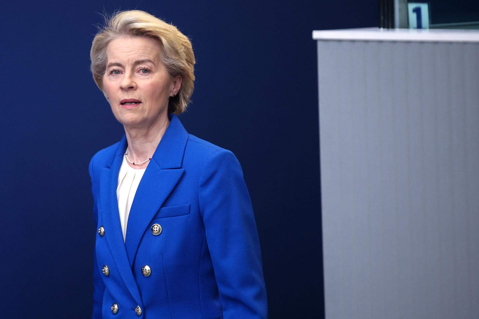 Von der Leyen proposa mobilitzar fins a 800.000 milions en defensa per "rearmar Europa"