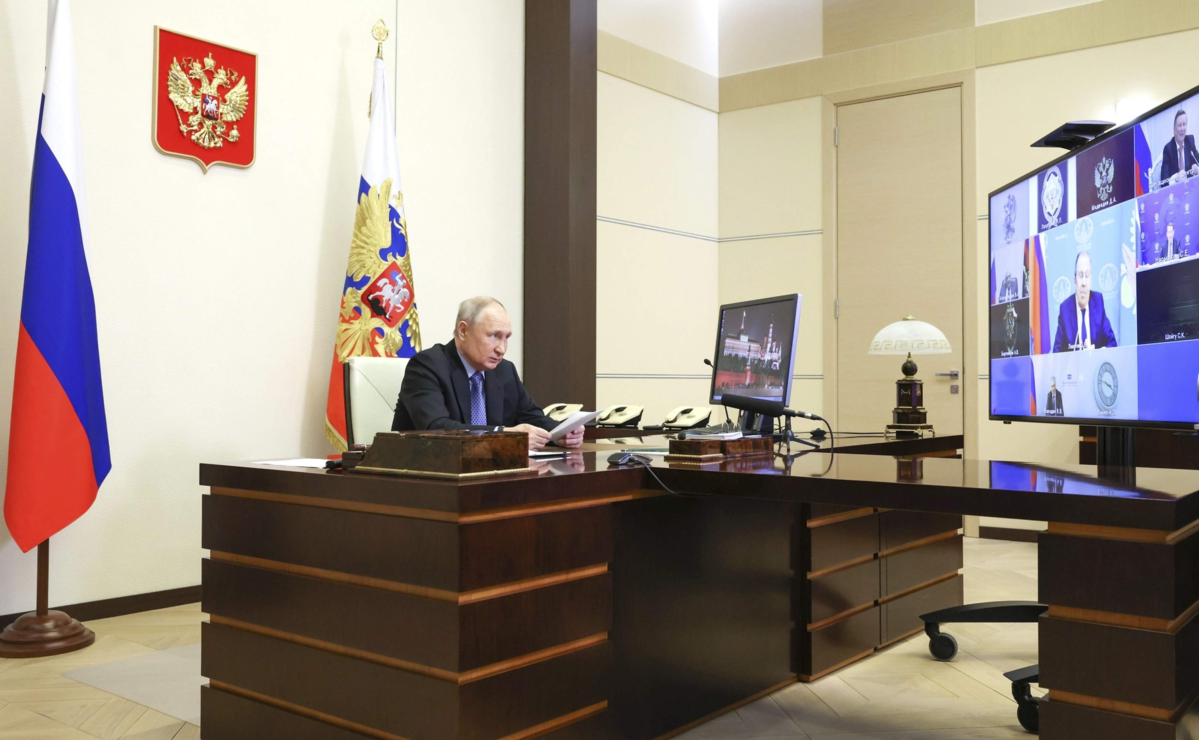 El Kremlin celebra la suspensió de l'ajuda militar dels EUA a Ucraïna: "És l'aportació més gran a la pau"