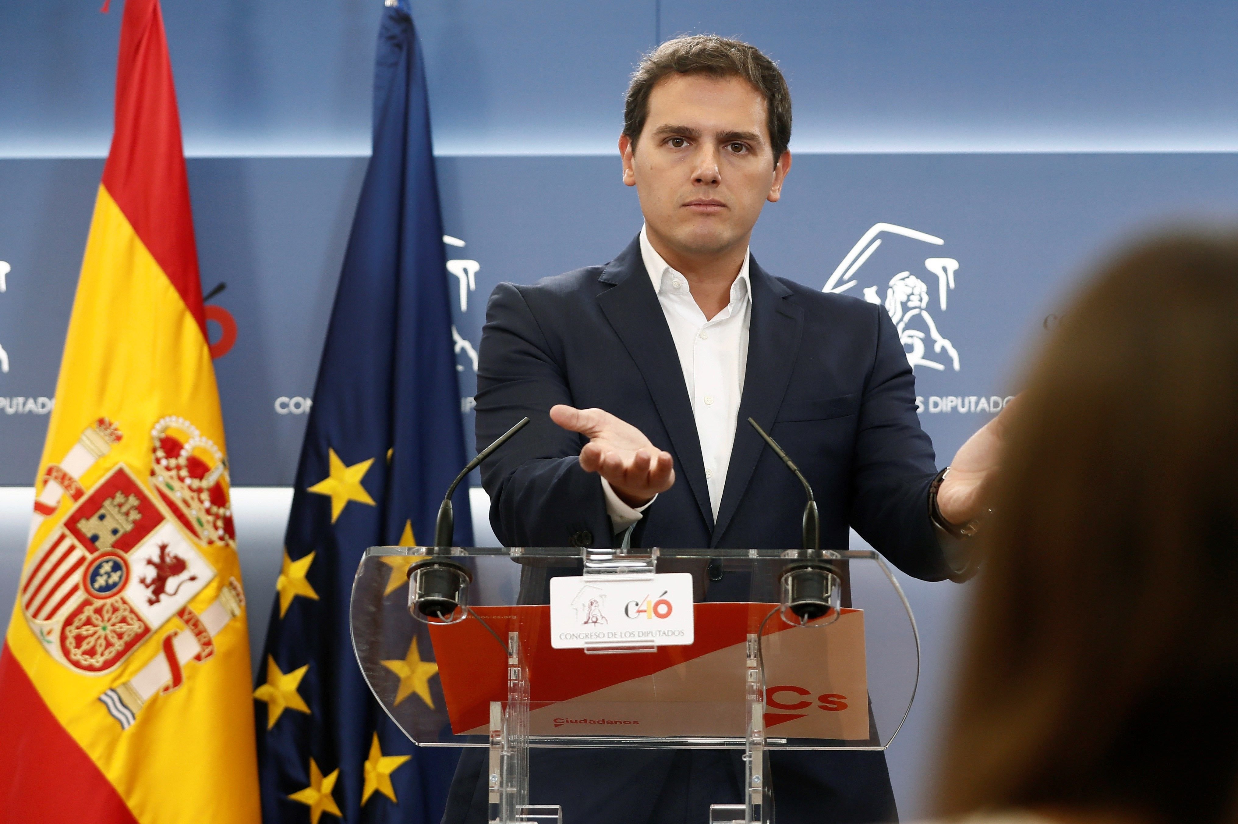 Rivera considera un "caballo de Troya" del independentismo dialogar sobre referéndum