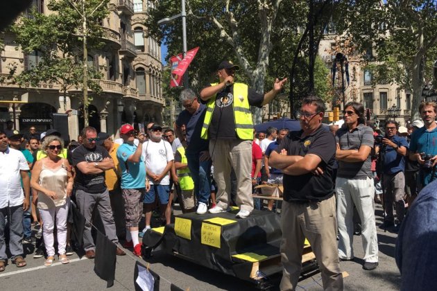 assemblea taxistes barcelona Gisela Rodriguez assemblea taxistes barcelona Gisela Rodriguez