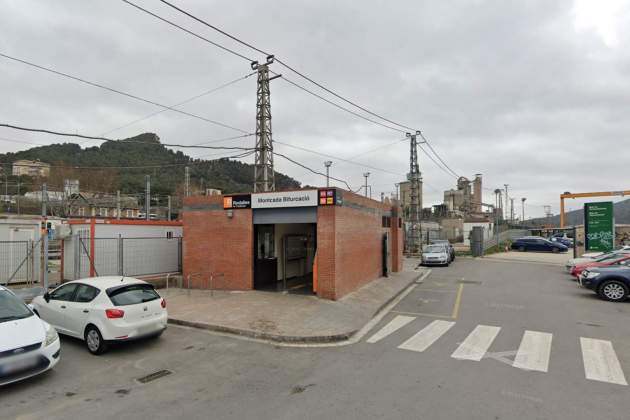 estacio montcada bifurcacio google street view estacio montcada bifurcacio google street view