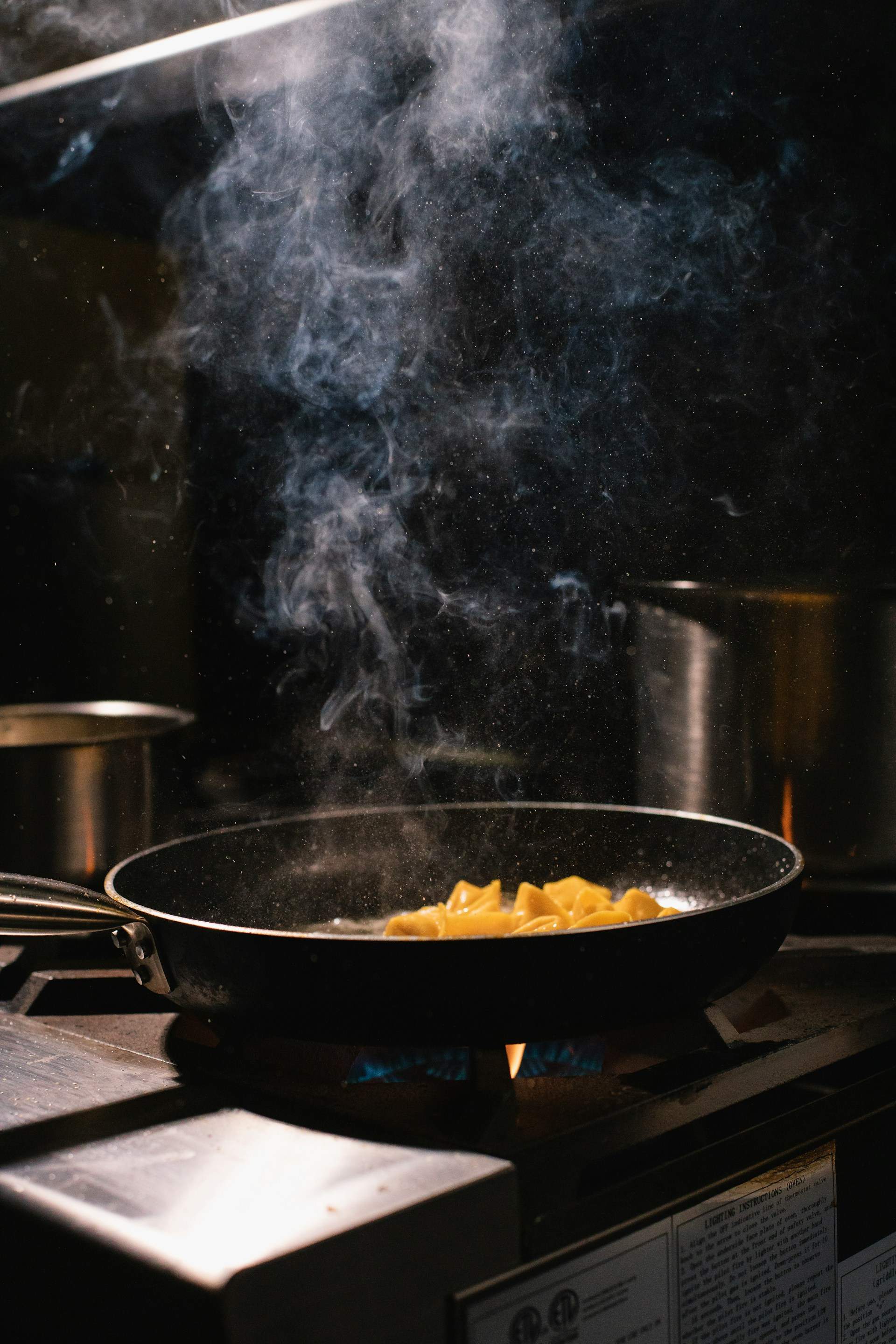 Si ves que nunca caramelizas bien la cebolla y te queda muy aguada e insípida, es que te sobra un ingrediente