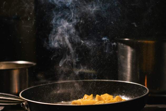 La capa caramel·litzada es produeix per la reacció de Maillard / Foto: Unsplash La capa caramel·litzada es produeix per la reacció de Maillard / Foto: Unsplash