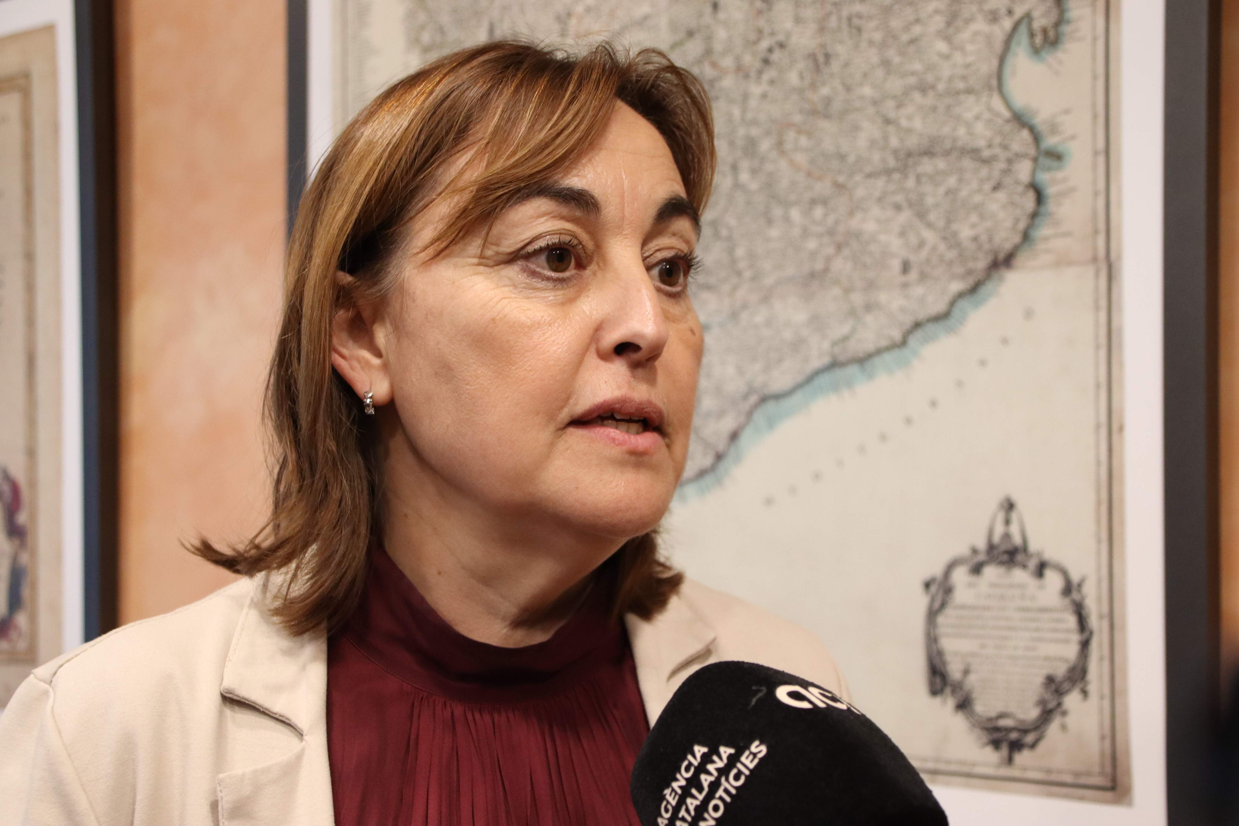 Ha de dimitir Sílvia Paneque?