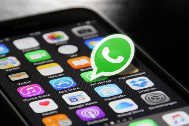 whatsapp 2105015