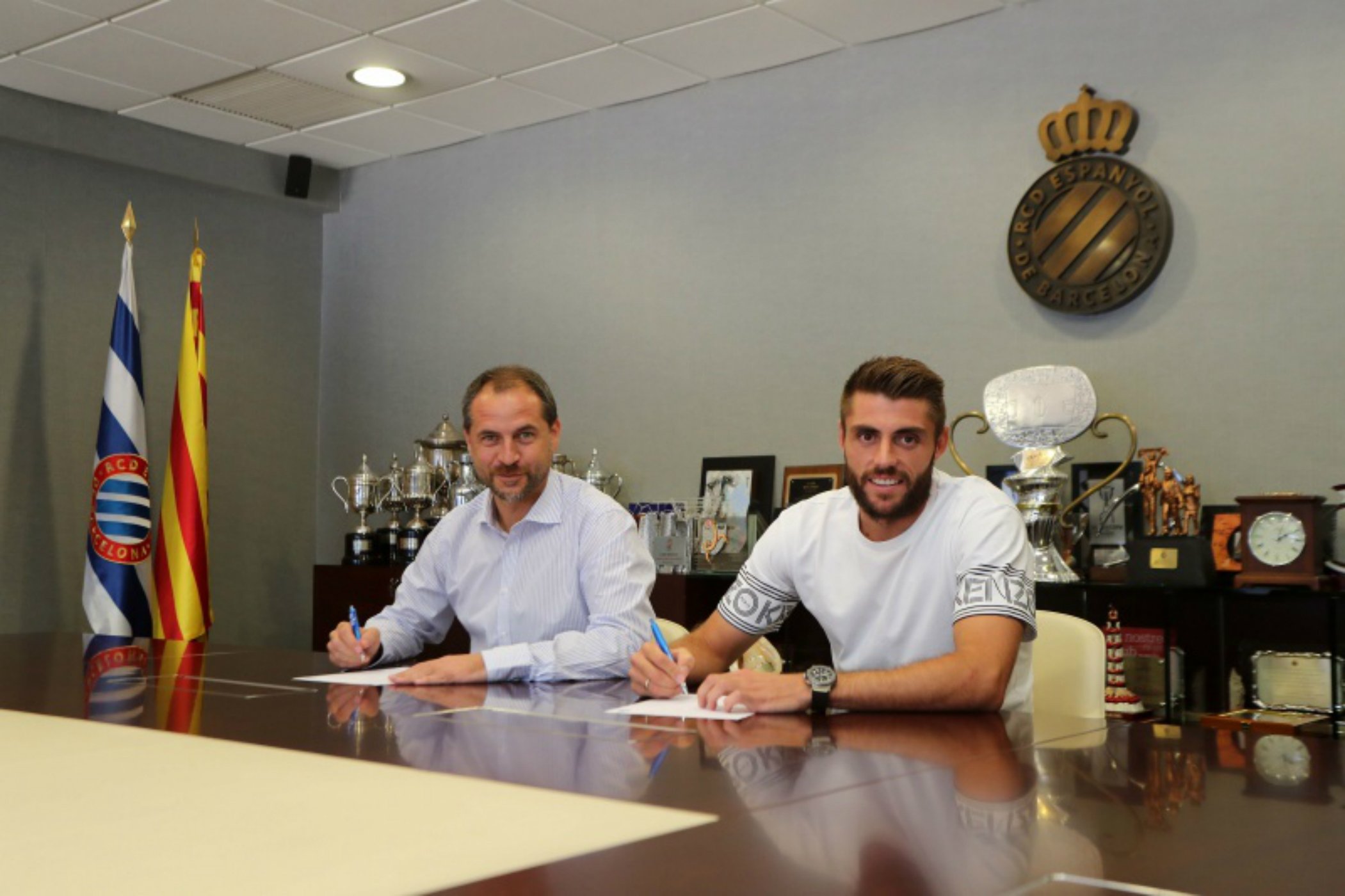 Cop d'efecte de l'Espanyol: David López renova fins al 2023