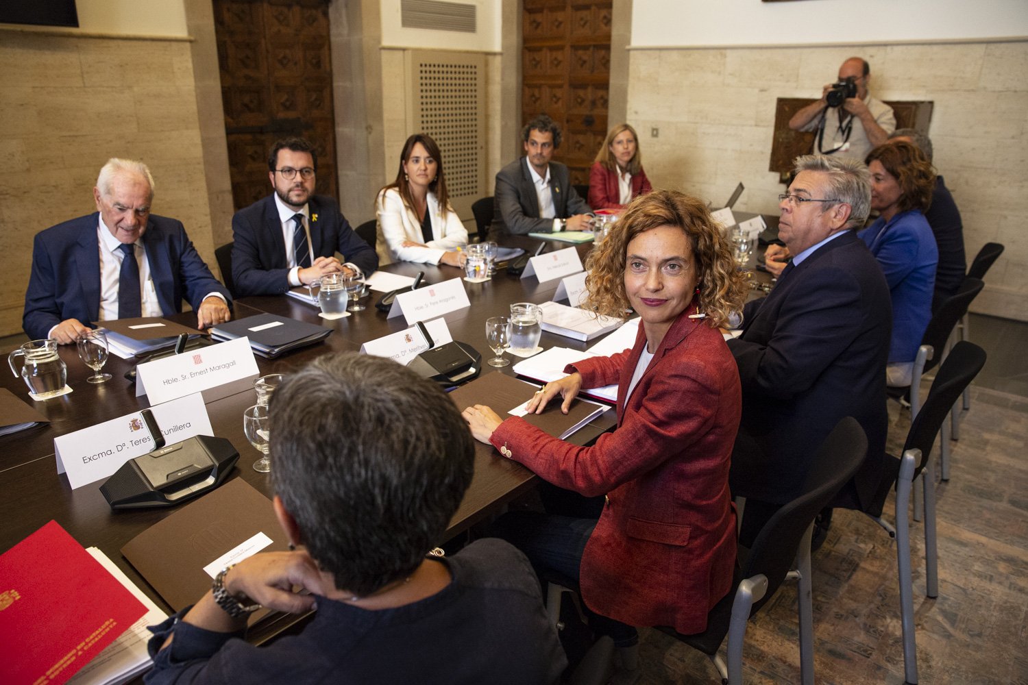 Creus que el diàleg entre l'Estat i la Generalitat ha de continuar?