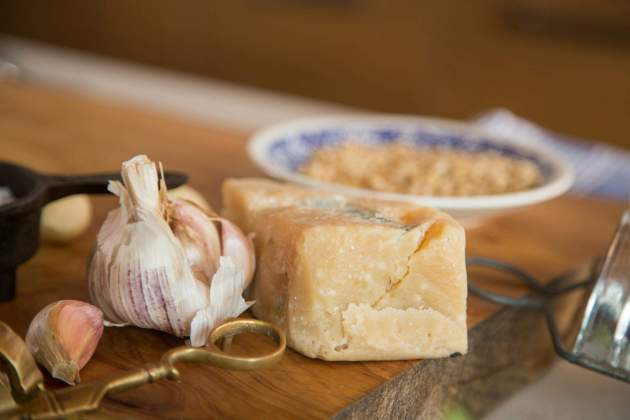 Has d'utilitzar un formatge parmesà o pecorino / Foto: Unsplash Has d'utilitzar un formatge parmesà o pecorino / Foto: Unsplash