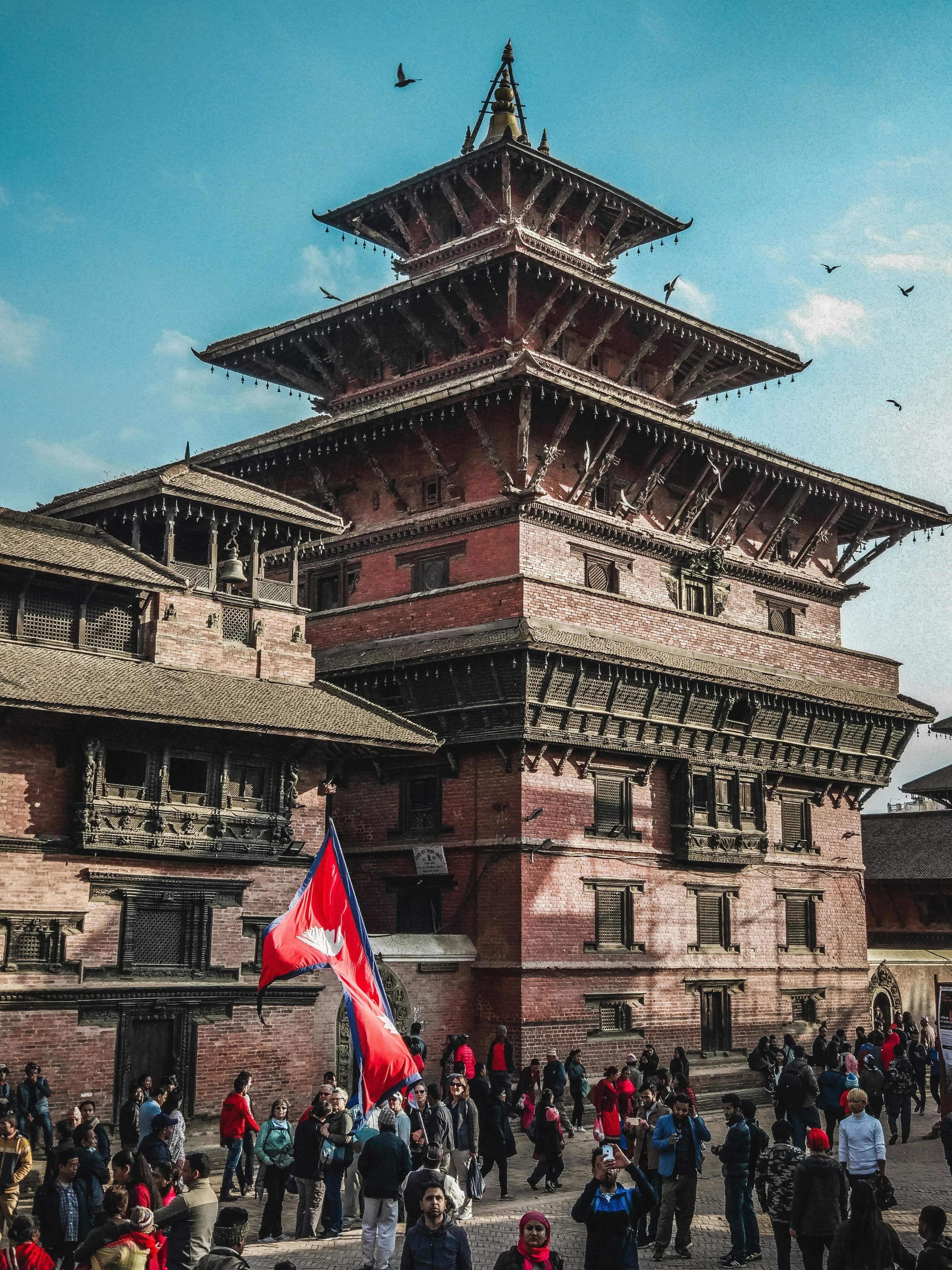 Nepal lleva diecinueve años viviendo sin monarquía: ahora estudia recuperarla de nuevo