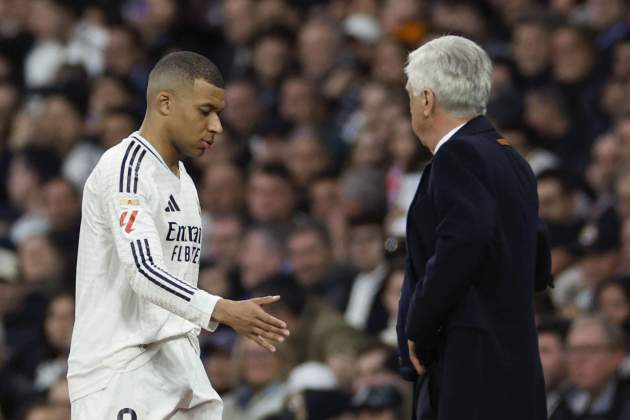 Kylian Mbappé, substituït durant un partit del Reial Madrid / Foto: EFE