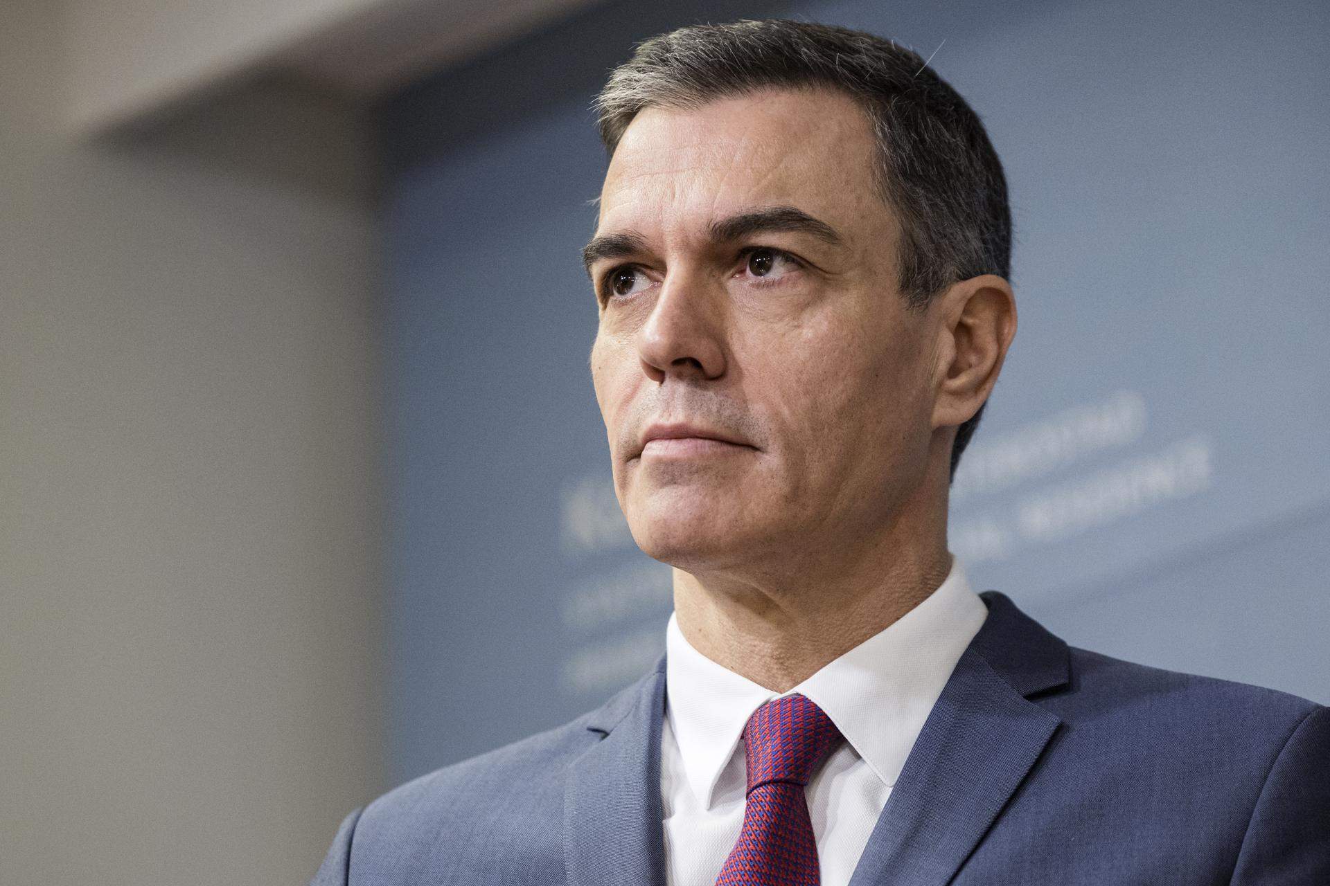 Sánchez ve a España "preparada" para el 2% de gasto militar y aboga por "gastar mejor" en Defensa