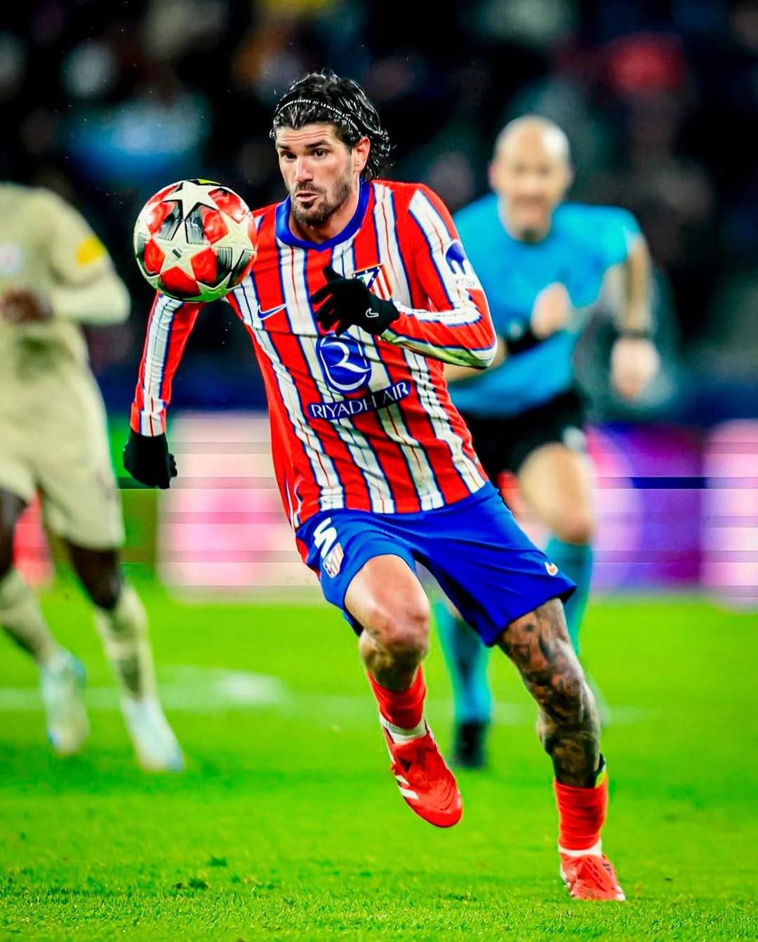 Simeone el vol per reemplaçar De Paul i juga en el Barça