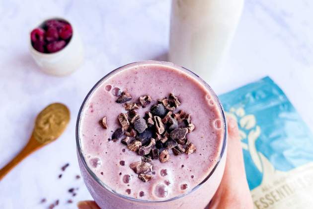 Batido de frutas y bebida vegetal / Foto: Unsplash Batido de frutas y bebida vegetal / Foto: Unsplash
