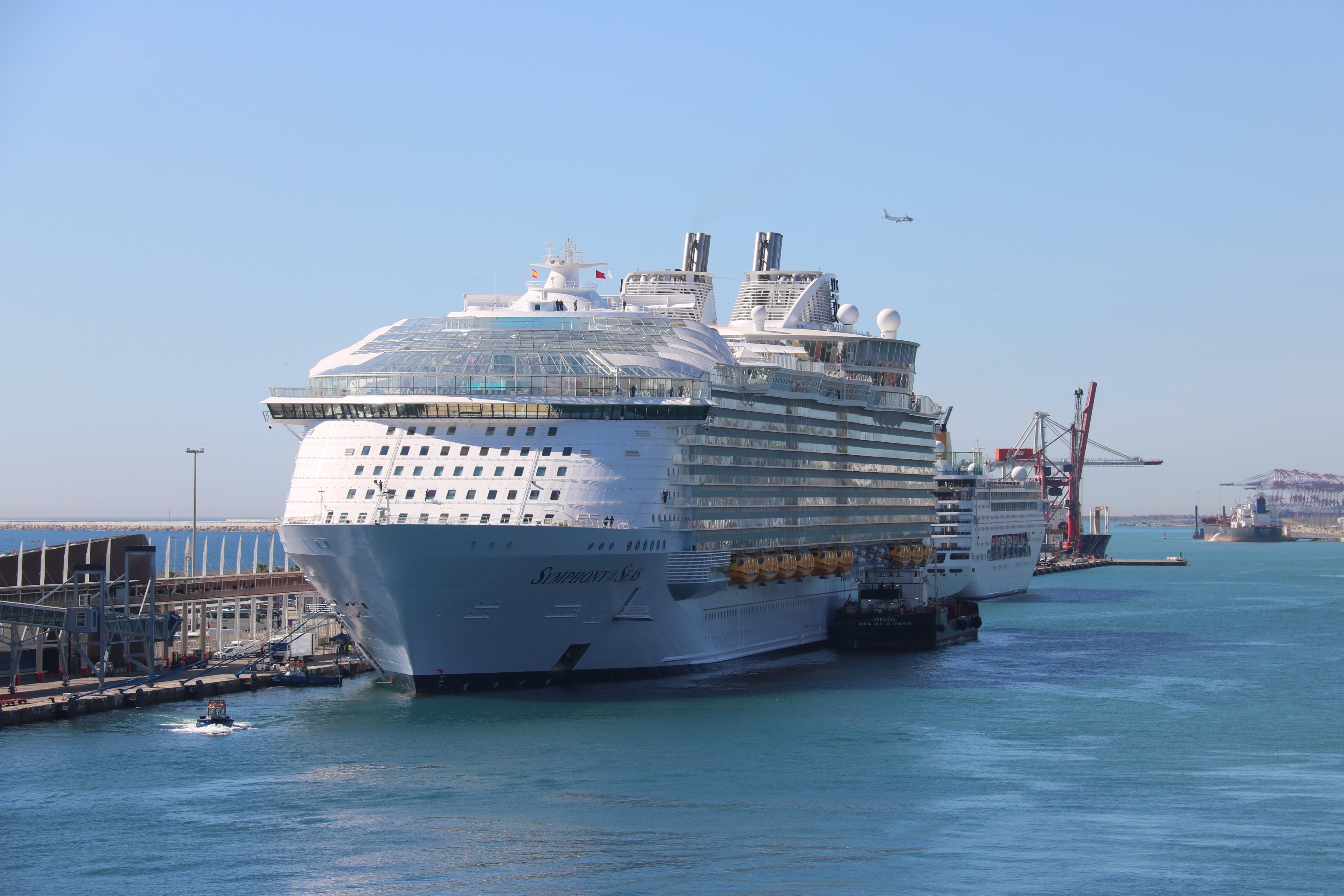 Royal Caribbean solicita gestionar la terminal C de cruceros del Puerto de Barcelona