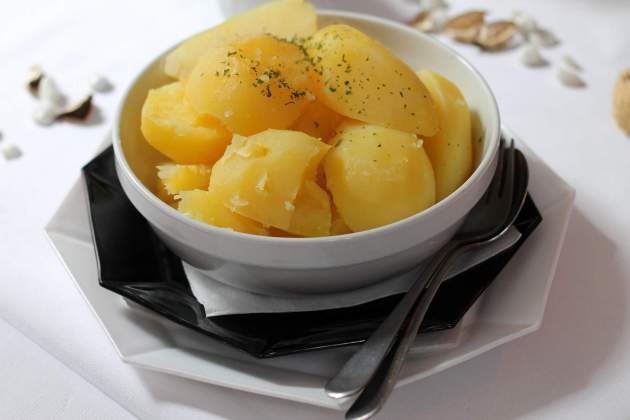 Patatas hervidas / Foto: Freepik Patatas hervidas / Foto: Freepik