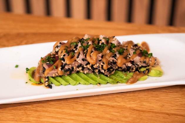 El tataki de atún / Foto: Marta Garreta El tataki de atún / Foto: Marta Garreta