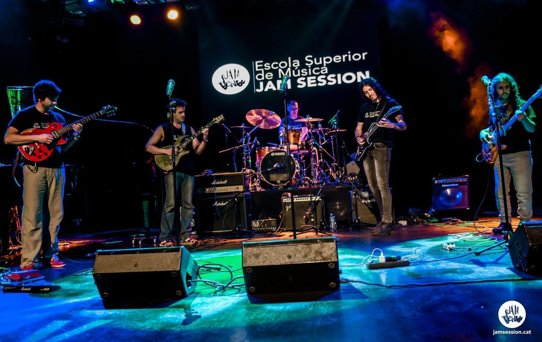 Se gradúan los primeros titulados universitarios en Rock y Músicas Urbanas